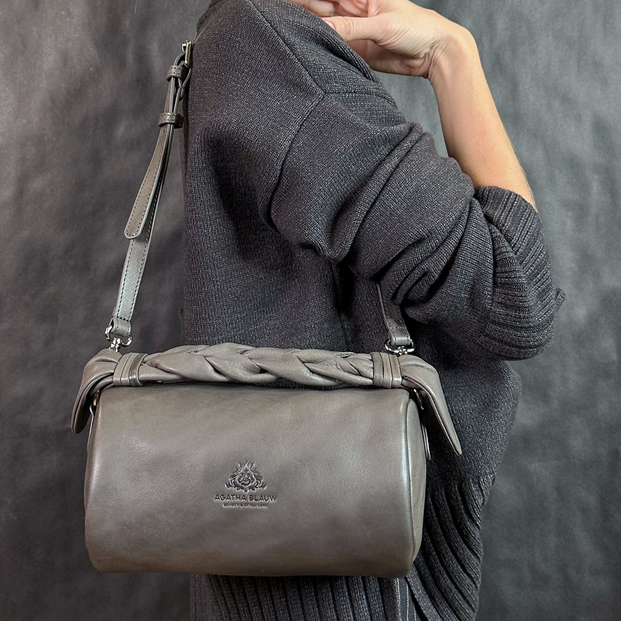 Женская кожаная сумка-тубус Agatha Blauw серии Sunflower