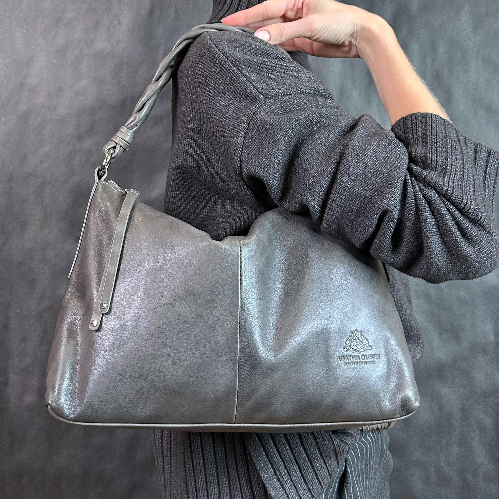 Женская кожаная сумка серии Wisteria