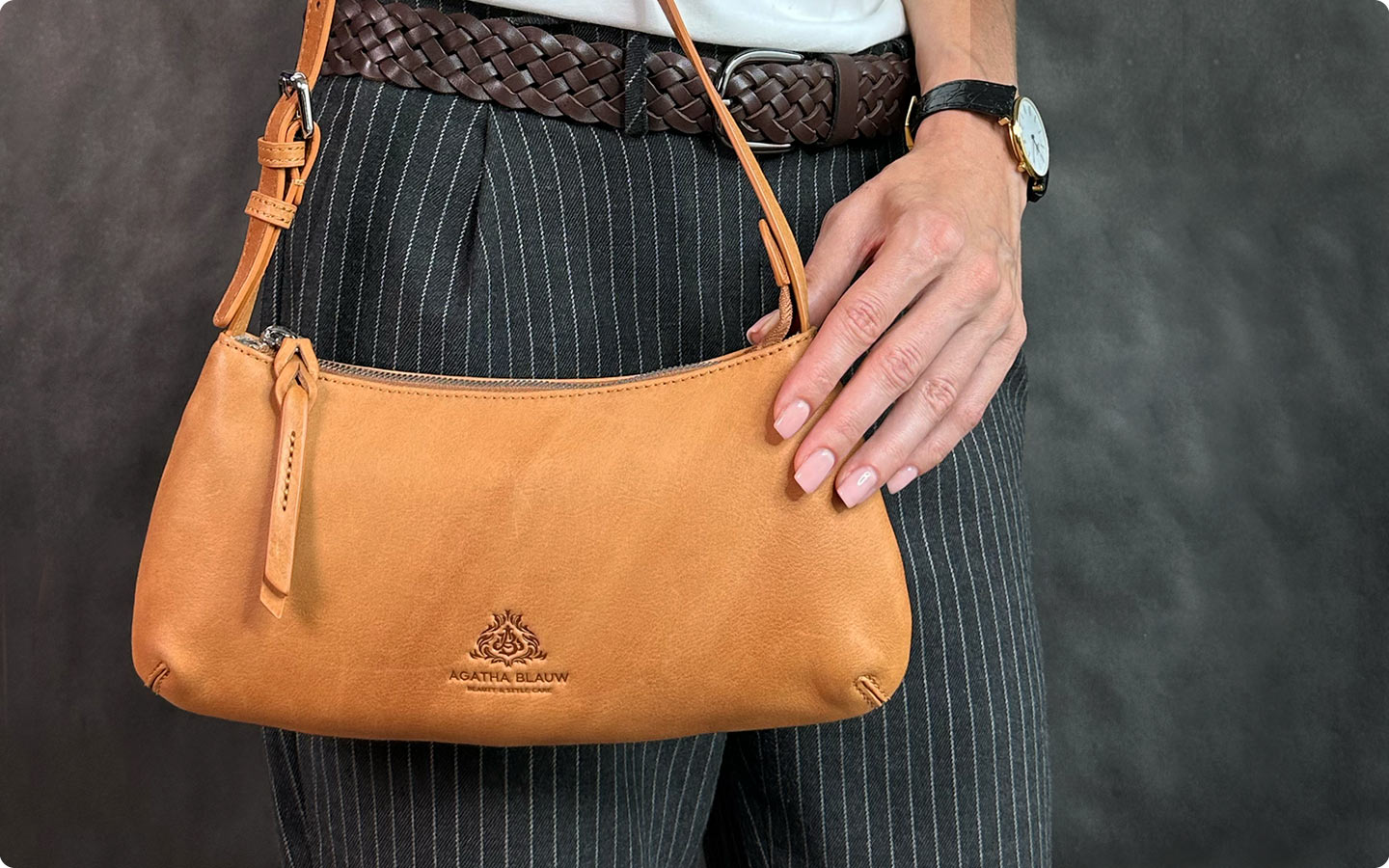 Женская кожаная сумка серии Marigold коллекция Flora бренд Agatha Blauw от Nevatus DG